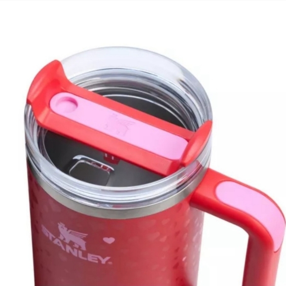 Stanley Target Exclusive Valentine's Day 2025 Ruby Hearts 40oz Tumbler N… - Picture 3 of 9